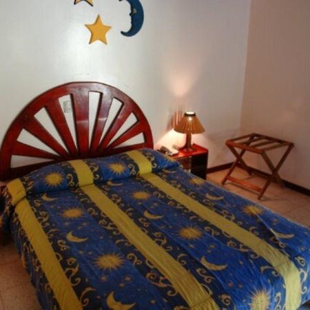 El Milagro Hotel Tamarindo Luaran gambar