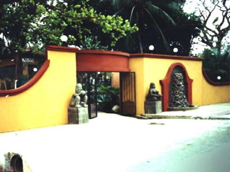 El Milagro Hotel Tamarindo Luaran gambar